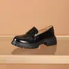 Zapatos Loafer de Gama Alta Hechos a Medida Yiming Jinghong Versión Alta Diseño Original, Cómodos Antideslizantes Zapatos de Madre, Zapatos de Cuero Genuino Individuales