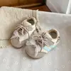 Zapatos Deportivos para Niñas Estilo Otoño/Invierno 2026 de Caña Baja Antideslizantes con Cordones Zapatos de Bebé de Moda Versátiles Casuales Zapatos Individuales para Niñas Bebés