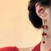 Pendientes de fruta roja estilo chino Pendientes de borla roja dulce Mori Pendientes largos de temperamento retro Aguja de Plata s925