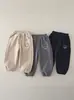Pantalones de otoño e invierno forrados de polar para niños, pantalones largos para bebés y niños pequeños, pantalones deportivos casuales de polar gruesos y elegantes para niñas, ropa de invierno de moda