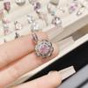 Colección de colgantes de gema rosa de princesa de hadas súper nueva Camelia Colgante de estrella brillante con lazo chapado en oro de 18 quilates Seiko para mujer