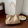 Bolsa Tote de Grande Capacidade 2026 Outono/Inverno Novo Estilo Versátil para o Dia a Dia Bolsa de Ombro Único Sob o Braço Bolsa de Mão com Textura de Alta Qualidade