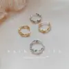 Pendientes Pequeños Que No Necesitan Quitarse al Dormir, Pendientes de Aguja Chapados en Plata 925 para Mujer, Pendientes Geométricos Pequeños de Círculo Simple de Moda Ins, Pendientes para Estudiantes