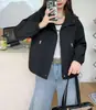 Chaqueta corta con capucha de color liso para mujer, nuevo estilo primavera y otoño 2026, holgada y versátil, top chaqueta casual juvenil