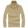 Camisa polo de manga larga de lujo ligero para hombre, hecha de algodón mercerizado, color liso, con un pequeño bordado de caballo en el cuello, adecuada para el uso diario y para ir al trabajo en primavera y otoño