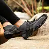 Zapatos de Hombre 2025 Nueva Primavera Ropa de Trabajo para Exteriores Talla Grande Zapatos Deportivos Zapatos de Hombre para una Pierna Zapatos de Senderismo Zapatos Universales para Hombre