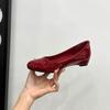 Sapatos de Salto Alto com Plataforma Interna Retro em Couro Patenteado para Mulheres Verão 2025 Novo Estilo Para Ir ao Trabalho Sem Cansar os Pés Bico Redondo Salto Alto