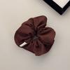 Diadema romántica francesa retro con borde de encaje esponjoso para el intestino grueso, estilo bosque, estilo literario, elegante y sencilla.