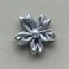 Pinza para el Cabello de Satén Rosa Girly con Flor y Perla Pinza Lateral Elegante de Gama Alta Nicho Pinza para el Cabello de Flor de Cerezo Accesorios para el Cabello