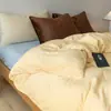 Juego de ropa de cama de cuatro piezas estilo INS de color sólido mezclado, engrosado de terciopelo de leche para otoño e invierno, juego de tres piezas de sábana y funda de edredón de terciopelo coral cálido 4