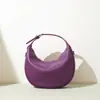 Bolsa Meia-Lua 2026 Estilo Coreano Design Clássico Bolsa de Mão Couro Bovino de Primeira Camada Nova Bolsa Transversal para Mulheres Nicho para o Dia a Dia High-End