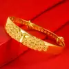 Pulsera Pavo Real Pantalla Abierta Pared Interior Carácter Fu Pluma de Pavo Real Pulsera Push-Pull Pulsera Chapada en Oro al Vacío Joyería de Boda