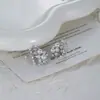 Serie Fuegos Artificiales Alas de Mariposa Brillantes Auriculares Inalámbricos Bluetooth Hebilla para Oreja Hebilla de Diamante Extraíble Joyería Decorativa de Moda para Mujeres