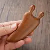Raspador Nasal de Sándalo Dorado, Raspador de Doble Uso de Sándalo Llama Pequeña, Tabla Raspadora de Madera para Lifting Facial, Puente Nasal y Área de los Ojos, Juego en Caja de Regalo