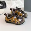 Zapatos de papá para niños Otoño Nuevo Estilo Zapatos Deportivos de Malla Transpirable para Niñas 6-8-12 Años Niños Zapatos Infantiles Ligeros Antideslizantes