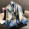 Nova Moda Estilo Primavera e Verão 2025 Lenço Longo de Seda Elegante Lenço Longo de Cetim Lijing para Mãe Leve Versátil para Viagem