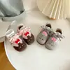Zapatos de bebé para primavera y otoño 2026 modelo nuevo, zapatos de interior para guardería de primavera, zapatillas deportivas para niñas, zapatillas de entrenamiento para niñas pequeñas