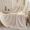 Comércio Exterior Transfronteiriço Manta de Flanela Lisa 230g Peso Quente Uso Doméstico Cobertor de Lã Cobertor de Cama Cobertor de Sesta no Escritório Manta de Presente