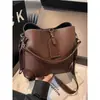 Bolso Cubo de Bloques de Color Transfronterizo, Bolso de Mano de Alto Valor para Mujer, Nuevo Estilo 2026, Bolso de Hombro y Cruzado Casual Elegante y de Moda
