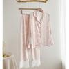 Pijamas de Lujo Ligero para Mujer Primavera y Otoño Manga Larga Cárdigan de Alta Gama Costuras de Encaje Seda de Hielo 2024 Nuevo Conjunto de Ropa para el Hogar