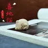 Madera de Haya Gato Feliz Lindo Adorno Pequeño de Escritorio Estilo Sanador Accesorio DIY "Abundancia Cada Año" Regalo de Gato Venta al por Mayor