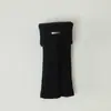 Polainas de punto con rayas verticales, textura acanalada y decoración de logo metálico, estilo uniforme JK, cubiertas para las piernas adelgazantes y a la moda para niñas en invierno