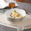 Plato cerámico 2026 modelo nuevo, alto valor estético, popular en línea, plato plano, plato, vajilla de cerámica, plato para ensalada, plato de pétalo