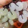 Natural Xinjiang Afeganistão Jade Branco Ping An Fivela Pingente Jade Branco Um Bens Ping An Fivela Jade Pingente Saída de Fábrica