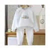 Novos Conjuntos Infantis Outono e Inverno, Roupas e Calças de Outono, Roupas Infantis 100% Algodão, Pijamas Infantis Casuais Fofos, Fornecimento de Fábrica