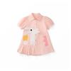 2026 Verano Nuevo Estilo Camisa Vestido con Cuello de Muñeco de Conejo de Dibujos Animados Vestido Elegante de Vacaciones para Niñas Venta al por Mayor en Stock Corea