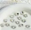 Decoraciones para Uñas K9 Copo de Nieve, Diamantes de Imitación Brillantes de Copo de Nieve de Alta Calidad, Diamantes de Imitación Irregulares de Punta Inferior, Popular Sensación de Internet, Diamantes de Imitación Blancos Champagne para Uñas