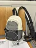 Bolsa de tela de nailon transfronteriza para mujer, gran capacidad, nueva de Otoño e Invierno 2025, bandolera casual de nicho, mochila estilo deportivo
