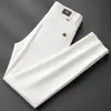 Jeans branco Tencel de alta qualidade da marca francesa para homens, corte slim, calça comprida casual, elástico, novo modelo de verão