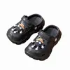 (Venta Directa de Fábrica) Zuecos para Niños Niños, Nuevo Modelo Verano 2026, Pantuflas Antideslizantes para Exteriores para Niños Mayores