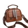 Bolso de mano ligero de lujo y moda para madres de mediana edad, nuevo estilo, sencillo, combinable, de tres capas, de gran capacidad y bandolera de hombro.