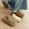 Novos Sapatos Birkenstock Femininos Outono 2026 com Aumento de Altura Oculto, Bico Fechado, Para Usar na Rua, Sola Grossa Macia Tipo Nuvem, Meio Chinelo Birkenstock para Pessoas Preguiçosas