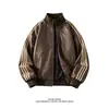 Chaqueta de cuero PU tipo patchwork a rayas estilo americano para hombre, abrigo de cuero casual de moda para otoño con un corte holgado y estiloso