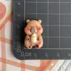 Accesorios de resina de animal capibara marrón anillo de natación tarjeta de biberón pinza para el pelo funda de teléfono móvil llavero agujero accesorios para zapatos