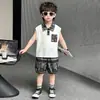 Conjunto de Colete de Verão para Meninos 2026 Novo Estilo Coreano Sem Mangas Ultra Fino Roupa de Verão Infantil Duas Peças Tendência Roupa Infantil