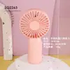 Mini ventilador de mão ventilador de mesa pequeno cor de doce vertical três ventos recarregável por USB ventilador elétrico portátil atacado
