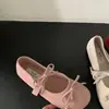 Zapatos rojos de mujer estilo francés, nuevo modelo primavera-verano 2026, bailarinas de suela blanda para combinar con faldas, zapatos Mary Jane para la noche