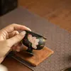 Taza de Té de Cerámica Negra Pintada a Mano con Loto, Borde de Flor Dorado Espolvoreado, Taza de Pie Alto, Taza de Cerámica, Exquisita para Uso Doméstico, Taza de Maestro, Juego de Té