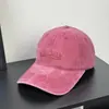 Boné de aba curta em blocos de cor com aspecto desgastado Estilo retrô americano de rua Boné de beisebol Unissex versátil Chapéus para casal Aba larga Emagrecedor