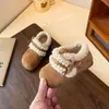Zapatos Birkenstock con Forro de Felpa Perlada Estilo Princesa para Niños, Novedad Otoño e Invierno 2025, Ropa Exterior Cálida y Engrosada para Niñas, Zapatos de Algodón para Bebé