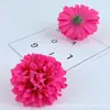 Ventas Directas Transfronterizas Flores de Crisantemo Cola de Fénix Simuladas Decoración de Salón de Bodas Accesorios para Sesiones de Fotos Flor de Pasador Hecha a Mano DIY Materiales Flores Falsas