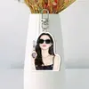 Meng Ziyi Acrílico Fondo Blanco Llavero Doble Cara Colgante para Bolsa Colgante para Mochila Mercancía de Celebridad con Fotos