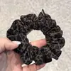 Nuevos Scrunchies Versátiles Retro Estampado de Leopardo de Alto Valor, Ligas para el Cabello Elegantes de Alta Calidad para Moños y Colas de Caballo, Otoño Invierno