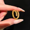 2026 Novo Anel Liso Iluminado Anel de Dedo de Luxo High-End Anel de Dedo Anel do Dedo Indicador Moda Ouro Prata Joia Versátil Atacado