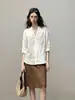 Camisa Blanca de Cuello en V y Manga Media de Lino Lyocell Yinhe para Mujer Verano 2026 Estilo Old Money Corte Relajado