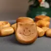 Juguete de Boj Natural para Aliviar el Estrés de Madera DIY Lindo Creativo con Forma de Emoji Adorno de Mano al por Mayor Personalizable